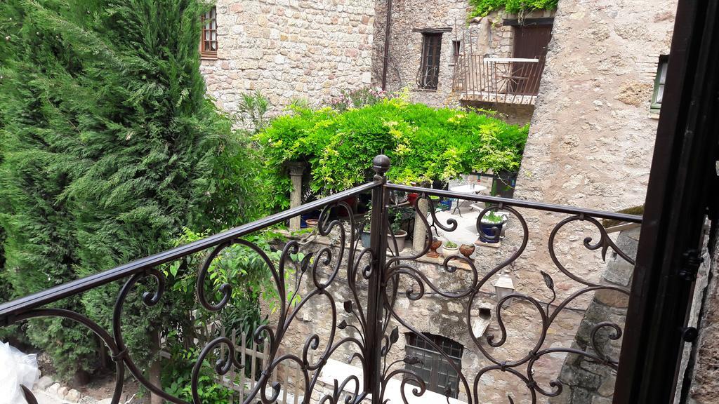 阿卡别墅 Les Arcs-sur-Argens 外观 照片